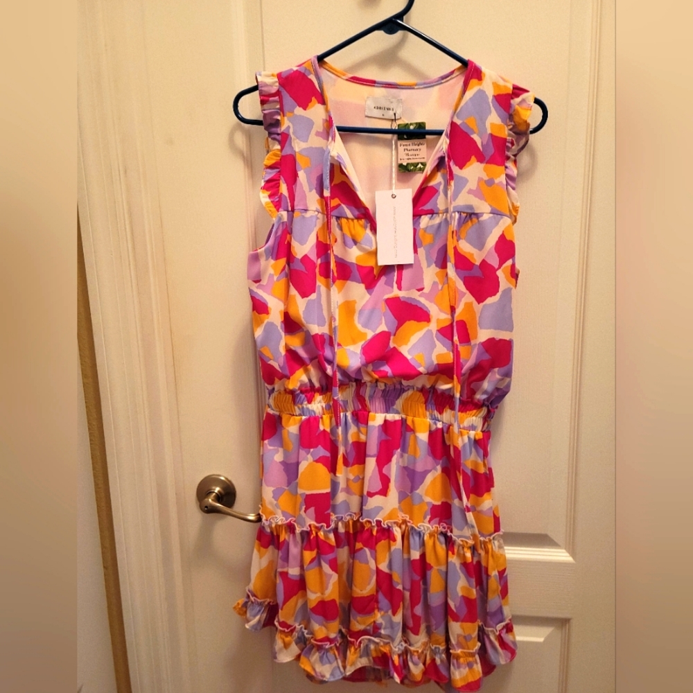 Woman's summer ruffled dress. NWT